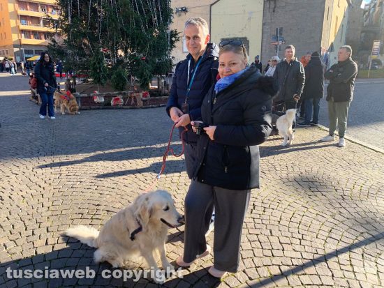 Viterbo - “Passeggiata di Natale con i Golden retriever”Viterbo - “Passeggiata di Natale con i Golden retriever”