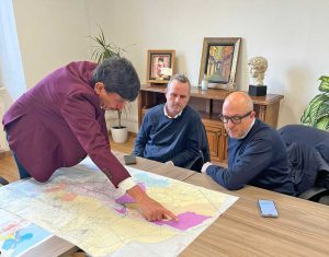 Civitavecchia - Il sindaco ha incontrato i parlamentari Alessandro Battilocchio e Mauro Rotelli