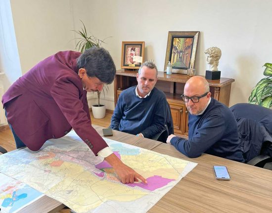 Civitavecchia - Il sindaco ha incontrato i parlamentari Alessandro Battilocchio e Mauro Rotelli