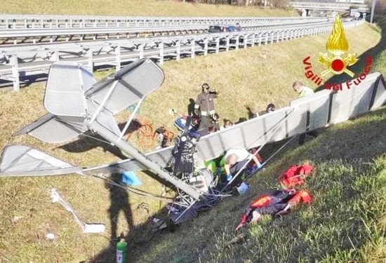 Vicenza - ultraleggero precipita vicino all'autostrada