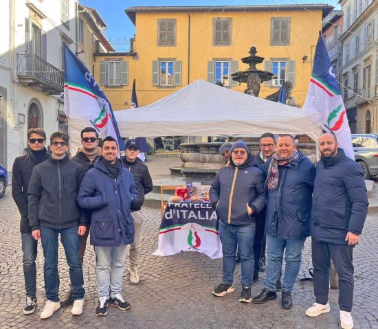 Viterbo - Raccolta solidale di FdI per Natale
