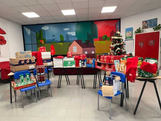 Viterbo - La Uil pensionati dona 200 chili di prodotti alimentari all'Emporio solidale in ricordo di Franco Palumbo