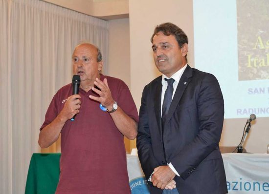 Sport - Calcio - L'ex presidente della sezione di Viterbo Gasbarri con il nuovo presidente nazionale Aia Zappi