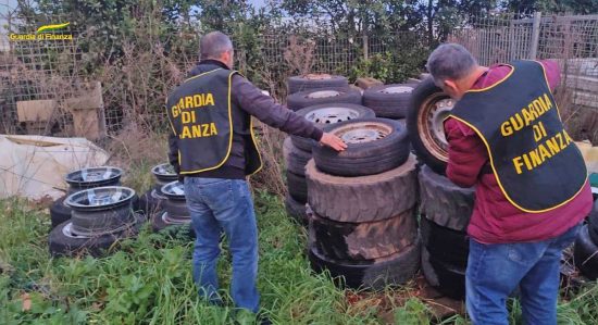 Guardia di finanza - Discariche abusive