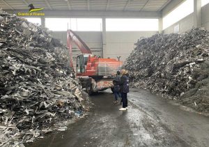 Guardia di finanza - Discariche abusive