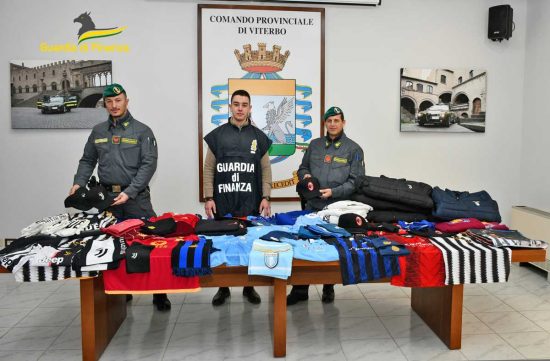 Viterbo - Sequestro materiali contraffatti