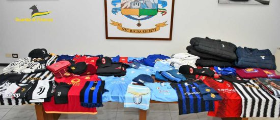 Viterbo - Sequestro materiali contraffatti