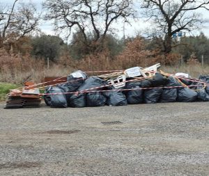 Viterbo - Rifiuti abbandonati a San Lazzaro