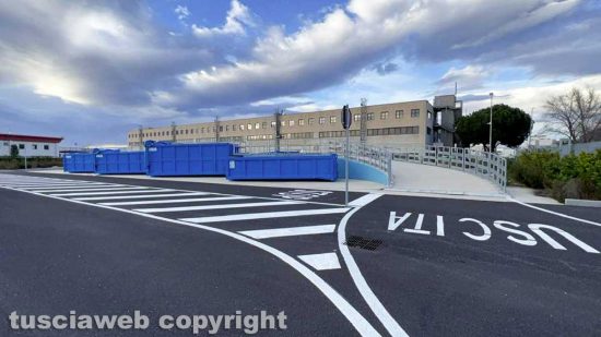 Viterbo - L'ecocentro del Poggino incustodito