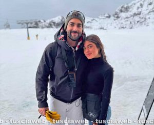 Marco Mengoni in relax sulla neve in Trentino
