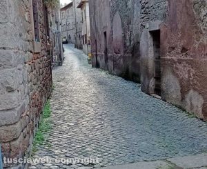 Viterbo - Via San Tommaso
