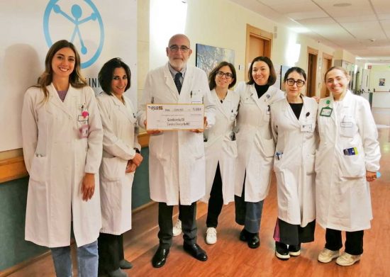 Il professor Mario Sabatelli e la sua équipe - Il ritiro dell'assegno