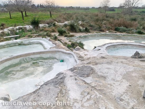 Viterbo - Piscine Carletti senza acqua