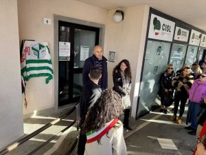 Un battito di sicurezza: istallato defibrillatore alla Filca Cisl Lazio Nord