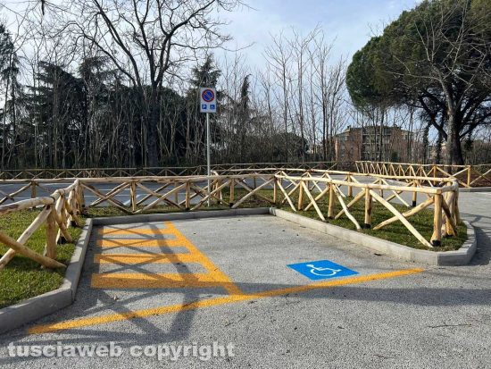 Viterbo - Il parcheggio sulla Teverina