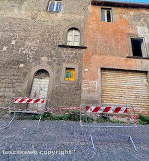 Viterbo - Palazzo in via Sant'Agostino