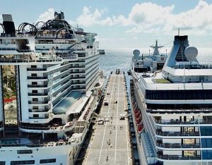 Navi da crociera - Immagine di repertorio