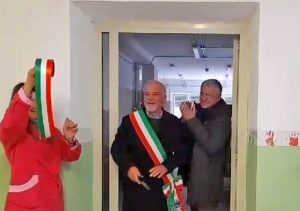 Fabrica di Roma - Mensa scolastica - Il taglio del nastro col sindaco Ricci