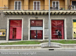 Viterbo - Chiude Stefanel in via Marconi