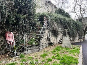 Viterbo - Il giardino sommerso di via di porta Fiorita