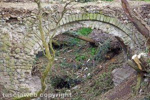 Viterbo - Il ponte dei Quarti di Petrignano