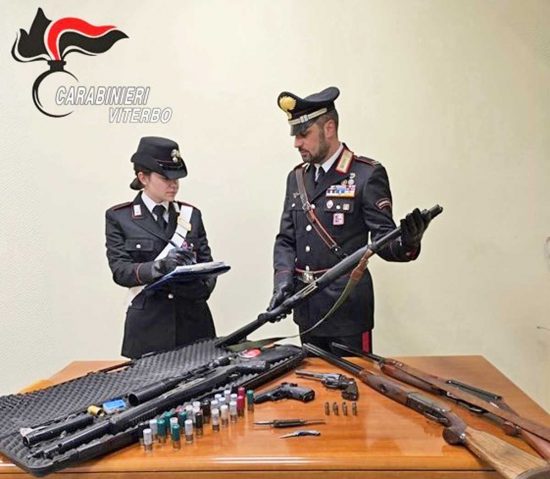 Faleria - Carabinieri - Le armi sequestrate
