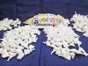 Terni - Polizia - Sequestrate 335 dosi di cocaina