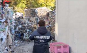 Traffico illecito di rifiuti - Nove arresti in tutta Italia