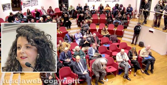 La sala di Unindustria nel momento in cui la sindaca Chiara Frontini è intervenuta per trarre le conclusioni della giornata dedicata al bilancio condiviso
