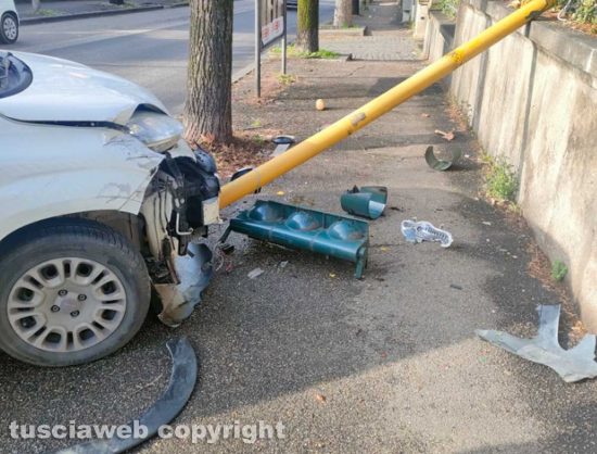 Viterbo - Incidente tra via del Paradiso e viale Trieste