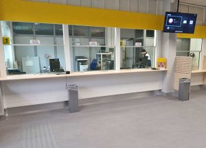 Sutri - Il nuovo look dell'ufficio postale dopo la ristrutturazione