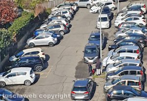 Viterbo - Auto parcheggiate in via Rossini