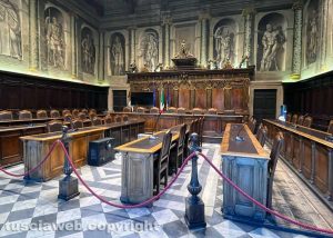 Viterbo - La sala del consiglio comunale a palazzo dei Priori