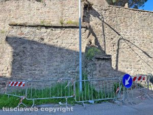 Viterbo - Crepa in via I maggio