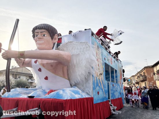 Civita Castellana - La seconda sfilata del Carnevale 2025