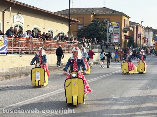 Civita Castellana - La seconda sfilata del Carnevale 2025