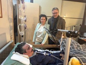 La sindaca Chiara Frontini, l'assessore Emanuele Aronne con Italo Leali