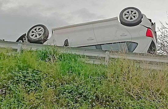 Tarquinia - Carambola di auto in via Porto Clementino, una ribalta