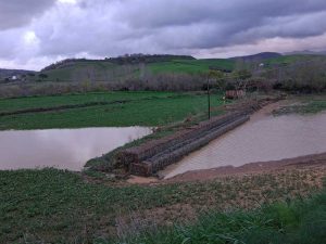 Tarquinia - Il livello d'acqua del fiume Mignone rientra dopo l'esondazione