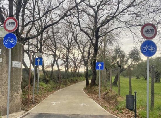 Viterbo - la pista ciclopedonale - I cartelli