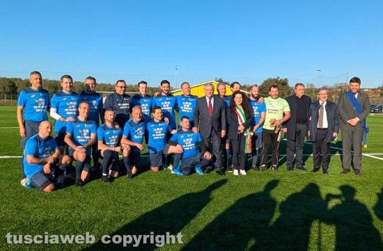 Viterbo - La squadra del centrodestra alla partita di beneficenza