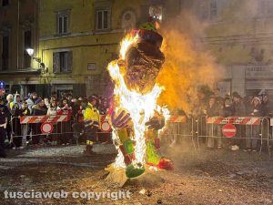 Carnevale di Civita Castellana - Il rogo del Puccio