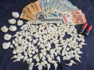 Terni - 200 grammi di cocaina divisa in dosi