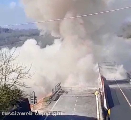 Orte - Viadotto della superstrada, demolita una delle due corsie