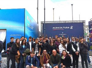 Studenti e docenti dell'Orioli ad “Agricoltura È”