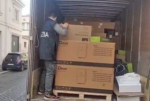 Viterbo - Furto da 100mila euro, si danno alla fuga a bordo di un camion e una Fiat 500 rubate
