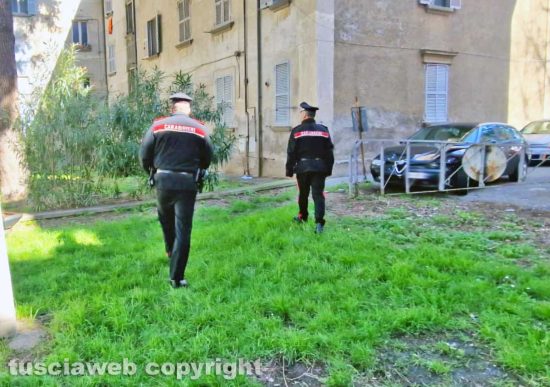 Viterbo - Ragazzo aggredito vicino al Paolo Savi - I carabinieri sul posto