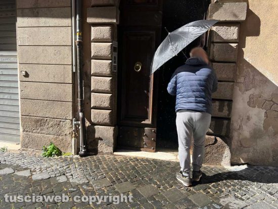 Viterbo - Esplode tubatura a via San Lorenzo