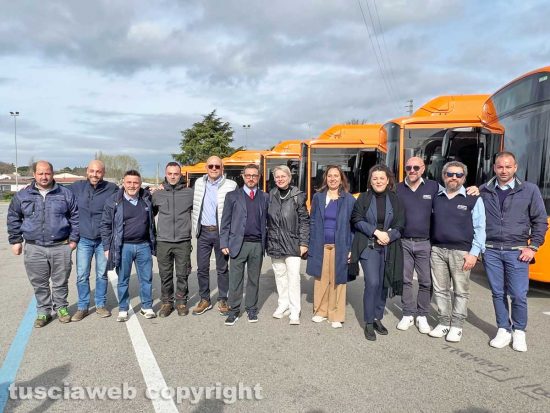 Viterbo - i nuovi bus della flotta Francigena