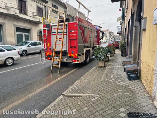 L'intervento dei vigili del fuoco a Zepponami